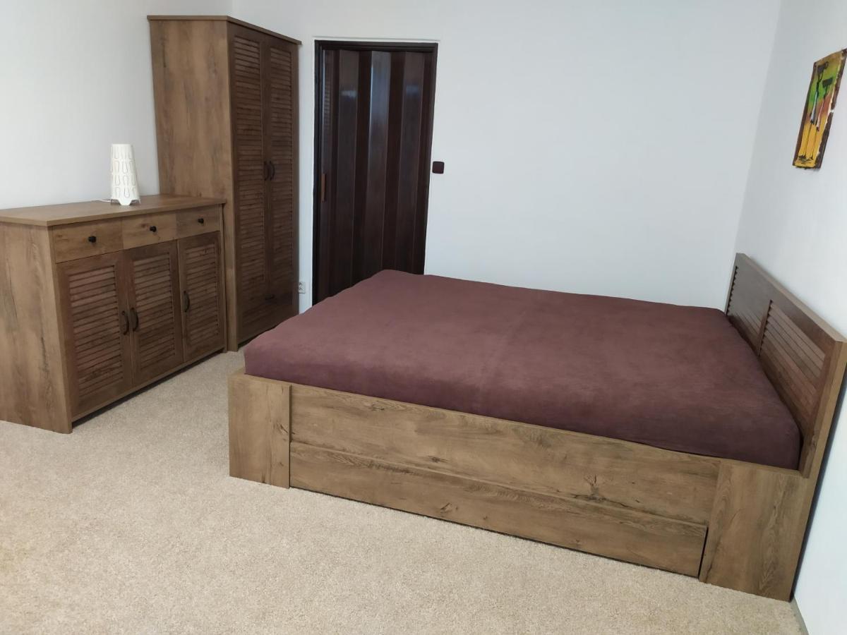 Apartman Jan Breclav Luaran gambar